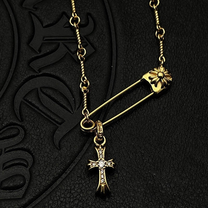 Ch*0me He**ts Twisted Cross Pin Necklace (Chain length 45+5cm)