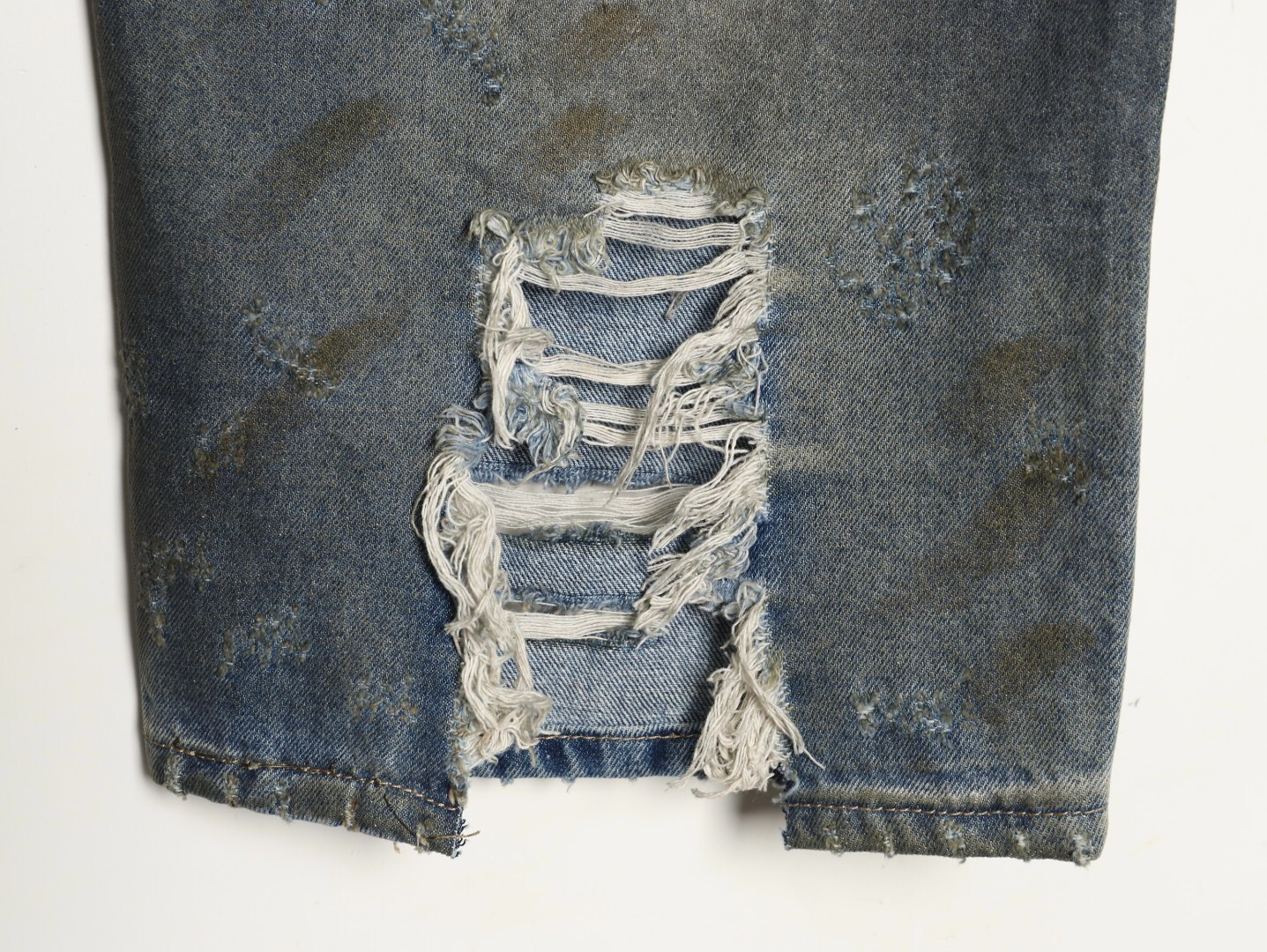 Ba1en*iaga jeans