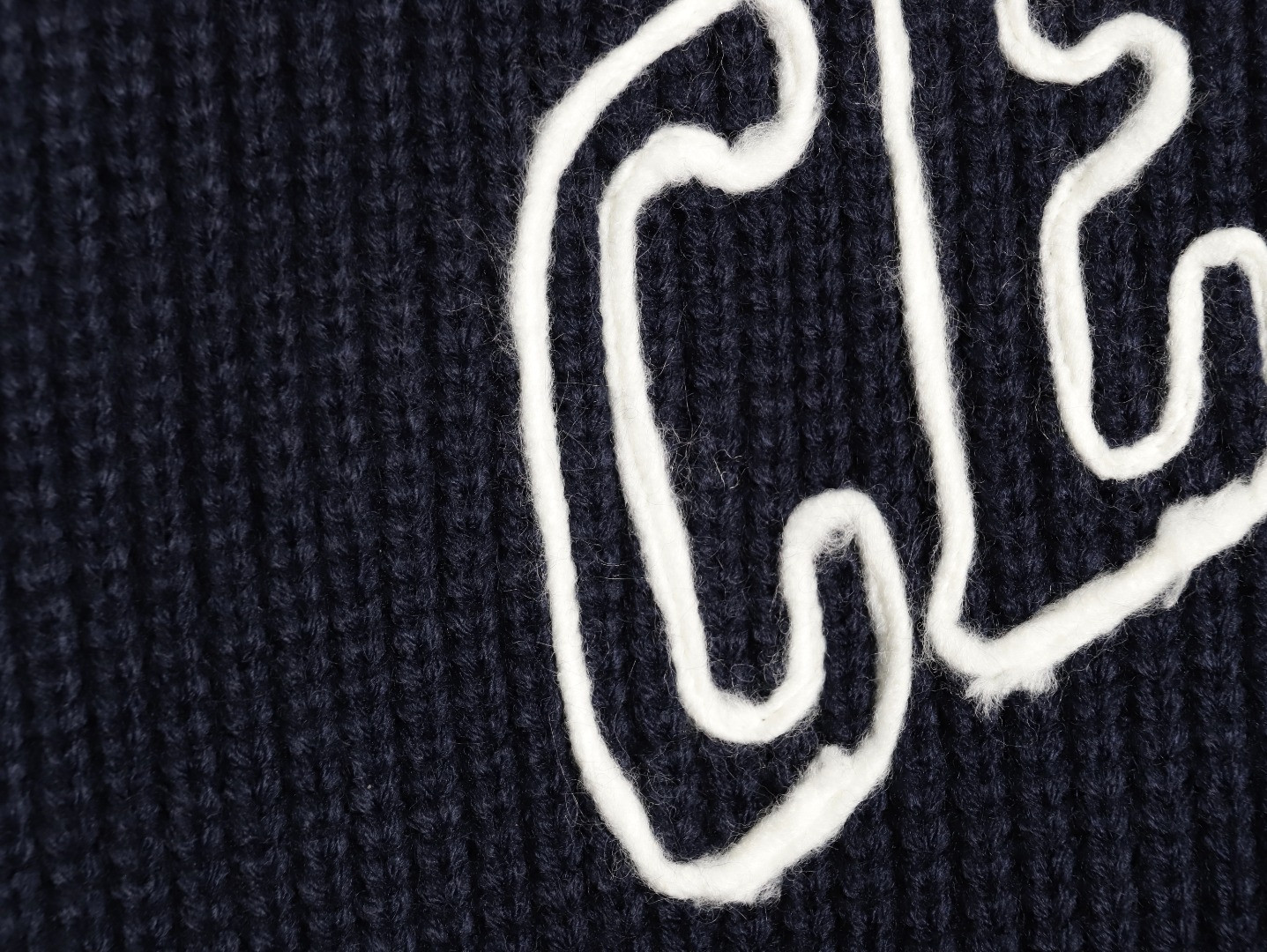 Ce1i*e 21Fw Sweaters