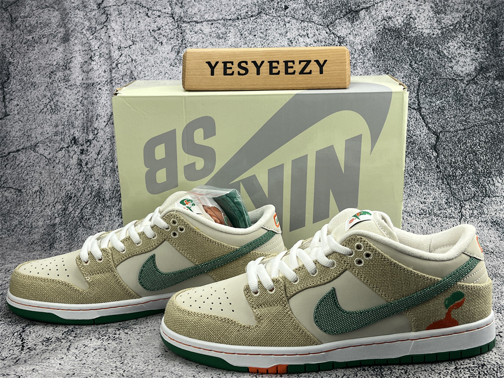 UA JARRITOS X DUNK LOW SB