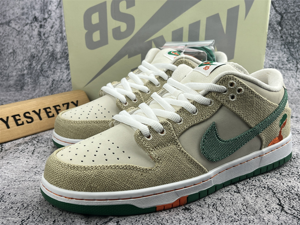 UA JARRITOS X DUNK LOW SB