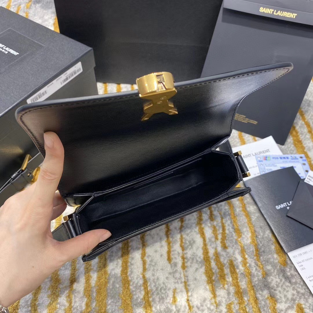 Y51 Sa1nt Lau*nt SOLFERINO BOX BAG 19CM