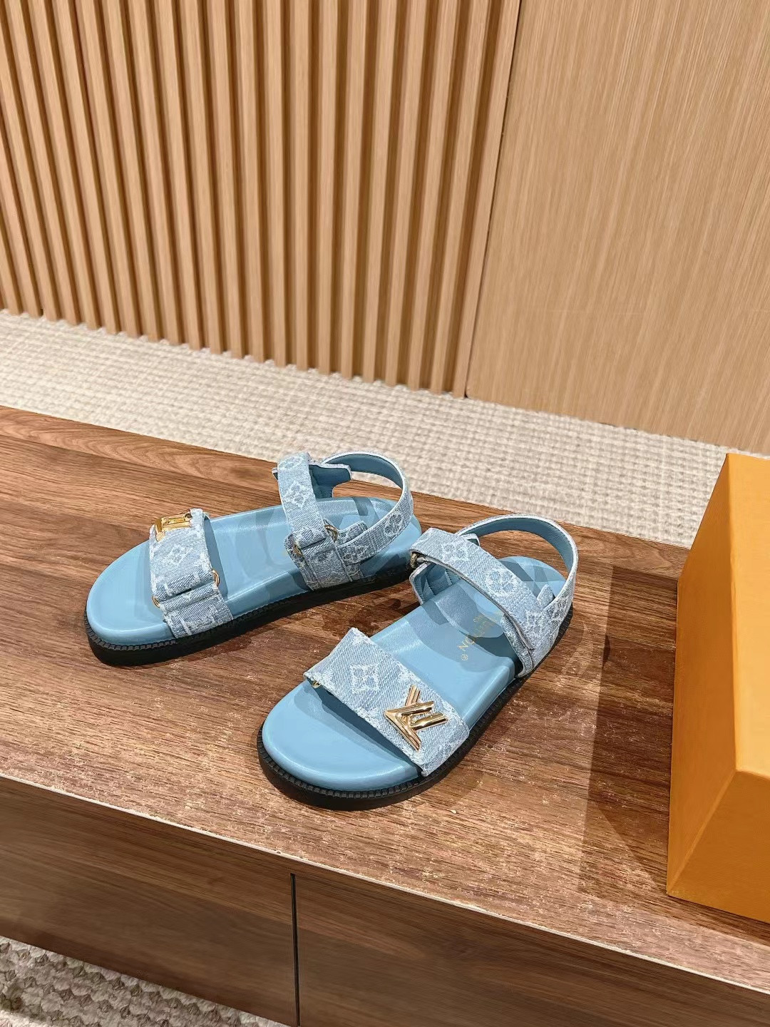 UA LV Sunset Flat Comfort Sandal