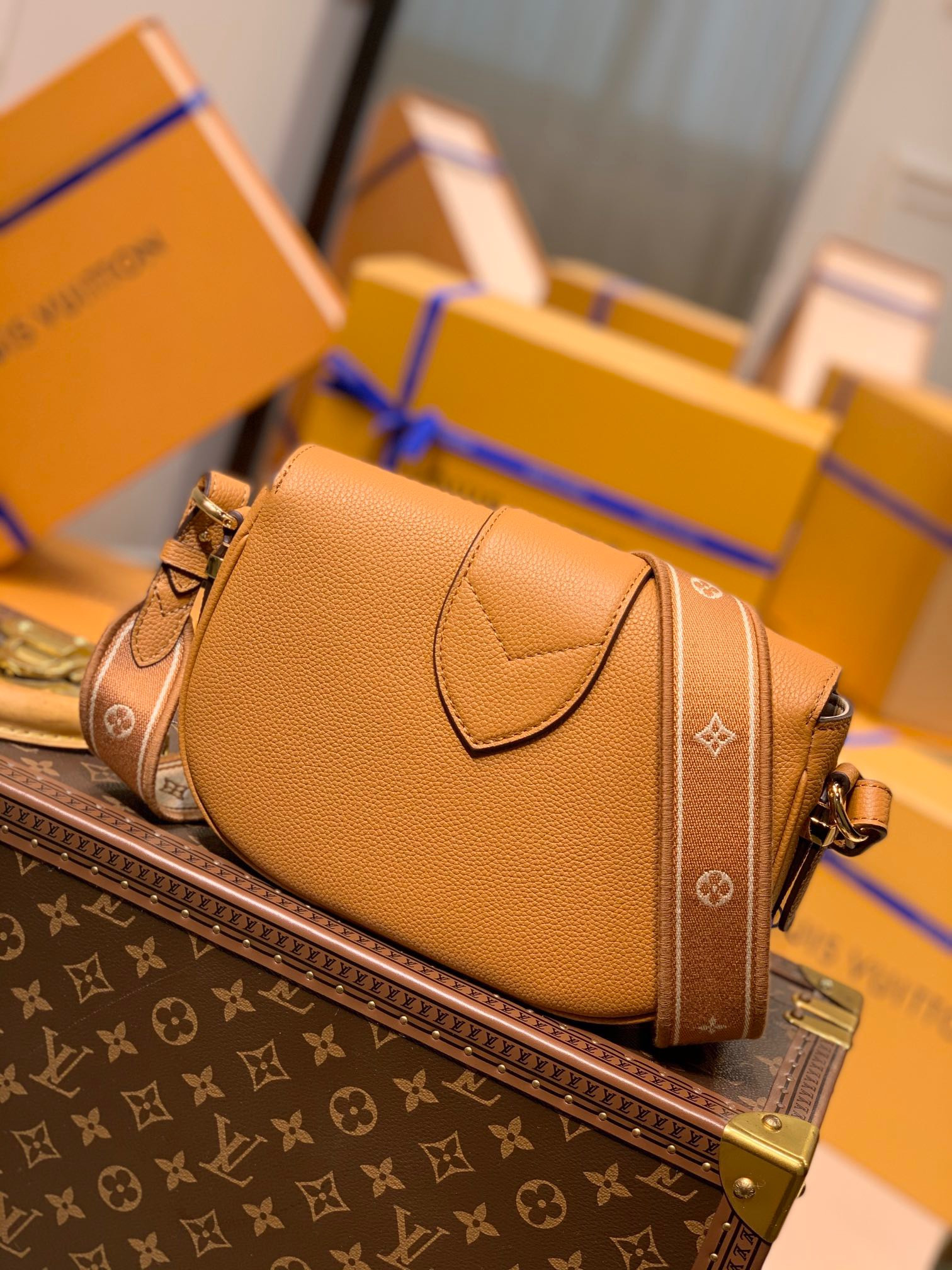 LV PONT 9 SOFT PM M58729