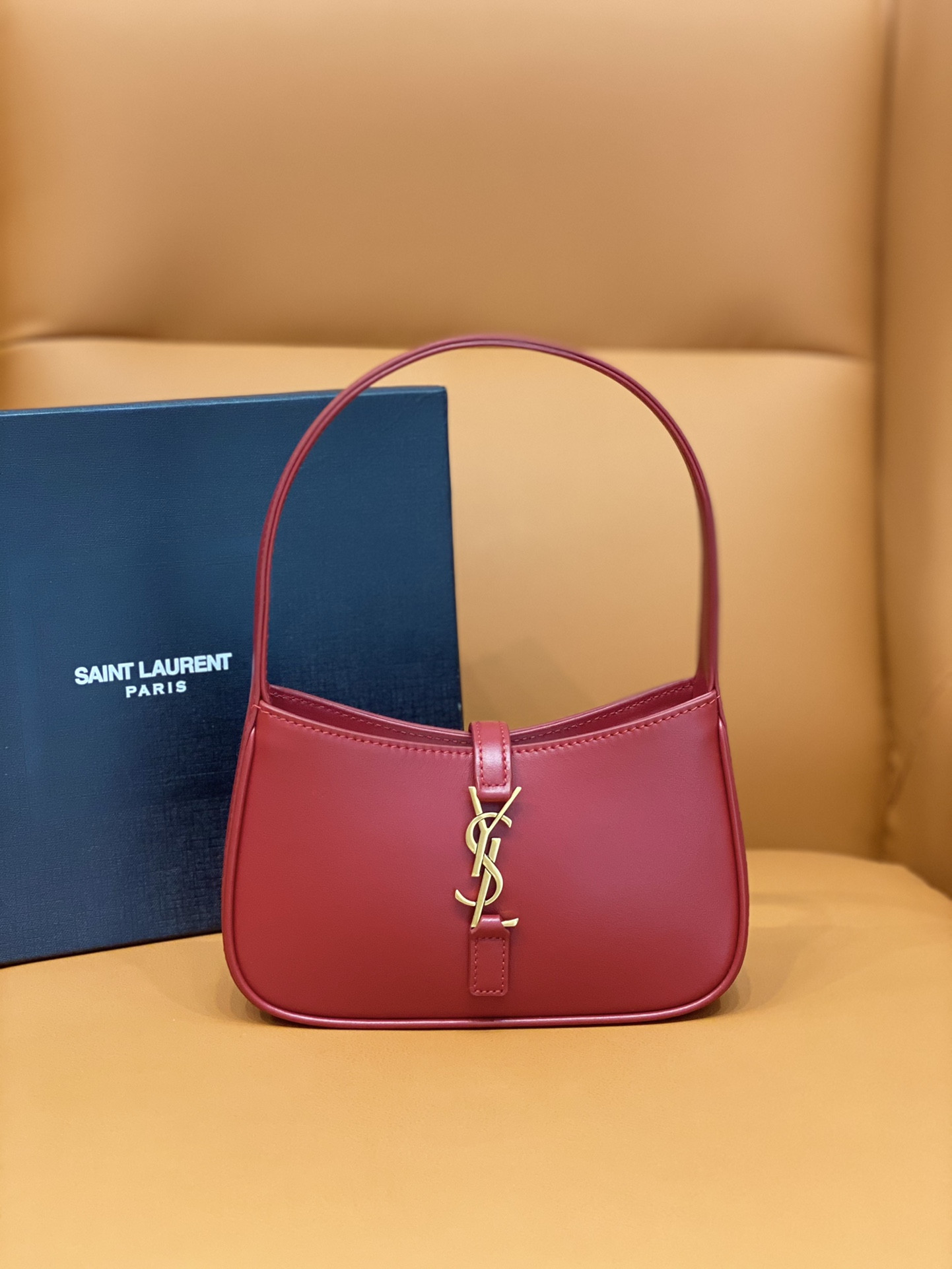 Y51 MINI LE 5 À 7 IN SMOOTH LEATHER Red 19 X 11.5 X 4.5 CM
