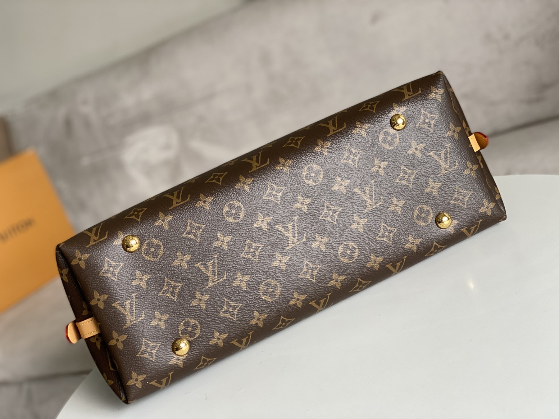 LV CARRYALL MM M46197