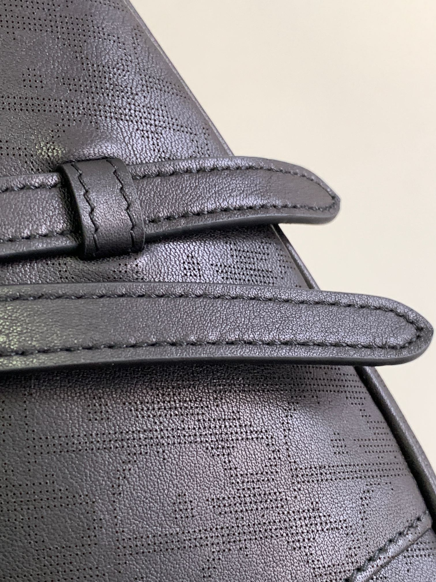 Chr1st1an D10r D10r HOMME Bags Leather Black 26 x 19 x 4.5 cm