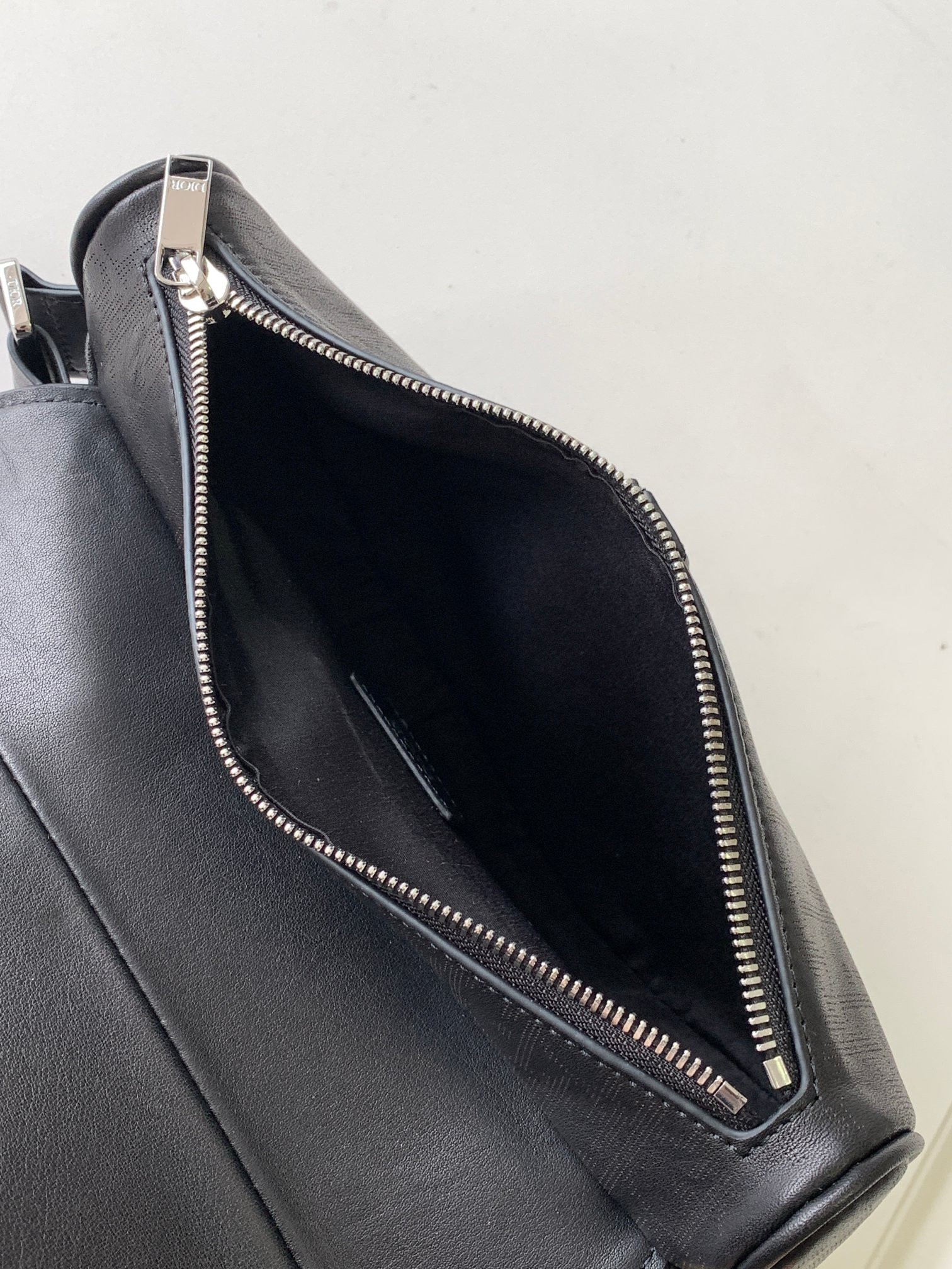Chr1st1an D10r D10r HOMME Bags Leather Black 26 x 19 x 4.5 cm