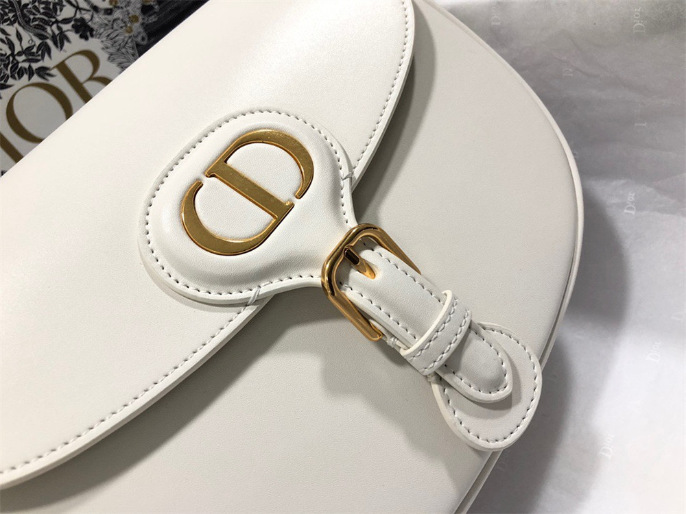 MEDIUM D10r BOBBY BAG Latte Box Calfskin