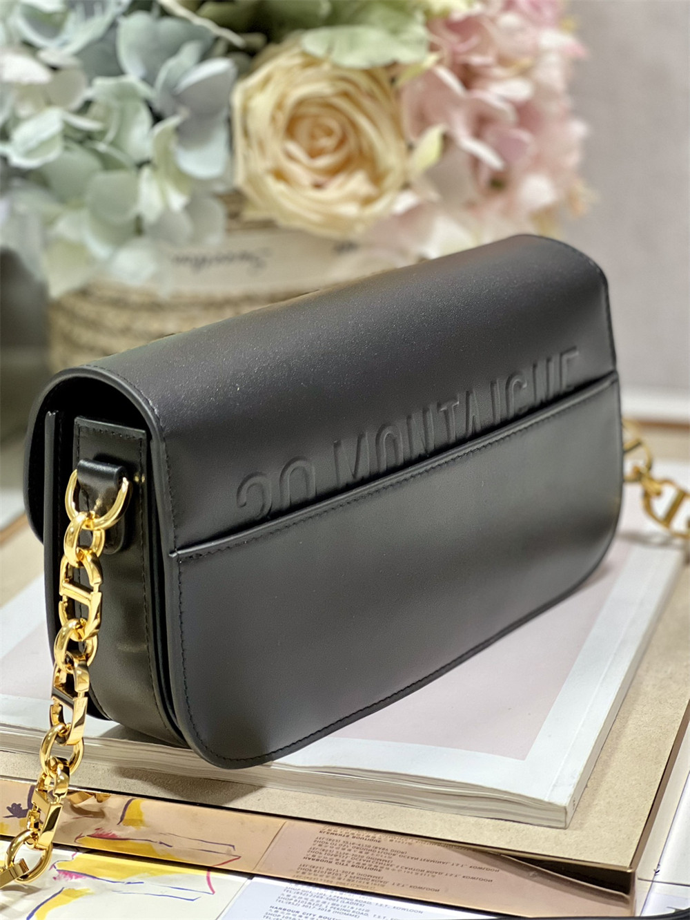 D10r 30 Montaigne Avenue Black 22.5 x 12.5 x 6.5 cm
