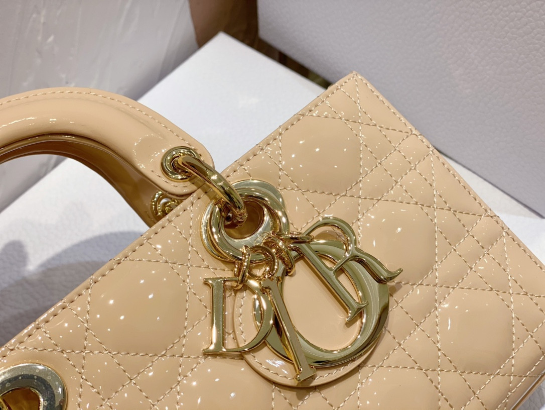 D10r SMALL LADY D-JOY BAG Biscuit Patent 26x6x14cm