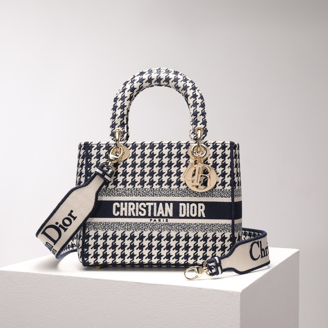 MEDIUM D10r LADY D-LITE BAG  24 x 20 x 11 cm