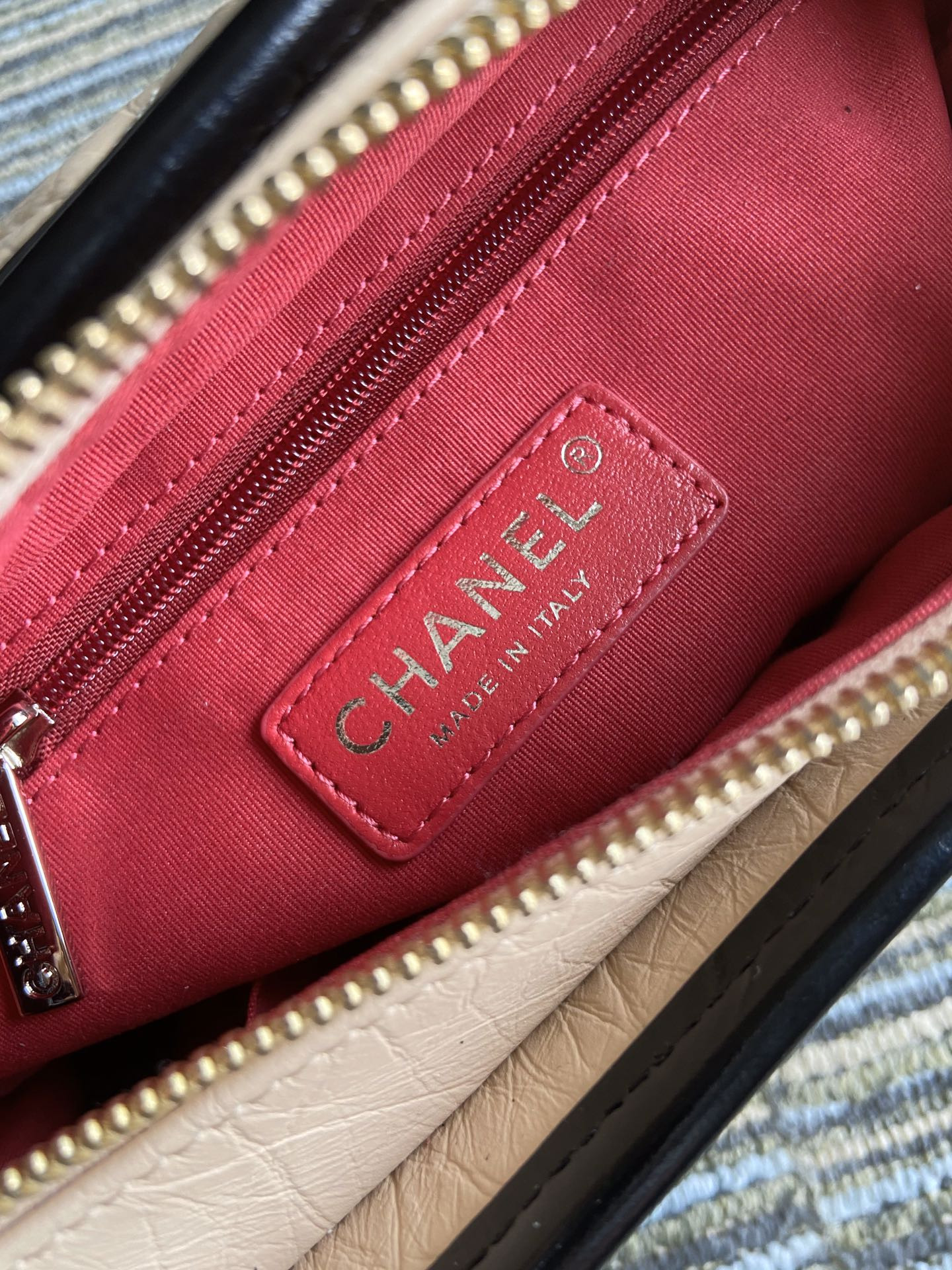 Ch**el Gabrielle SMALL PINK with shoulder strap letters 20 x 15 x 8cm