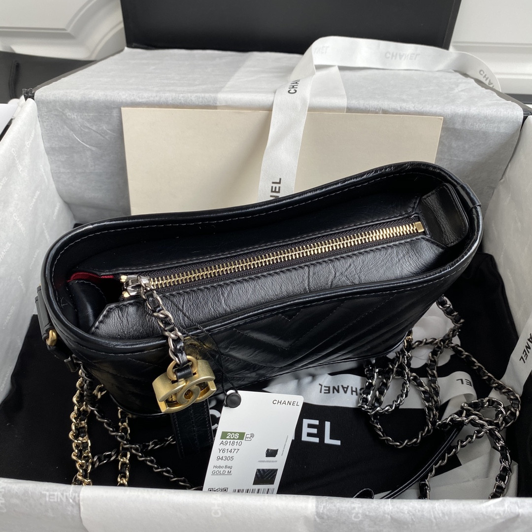 Ch**el Gabrielle SMALL BLACK 20 x 15 x 8cm