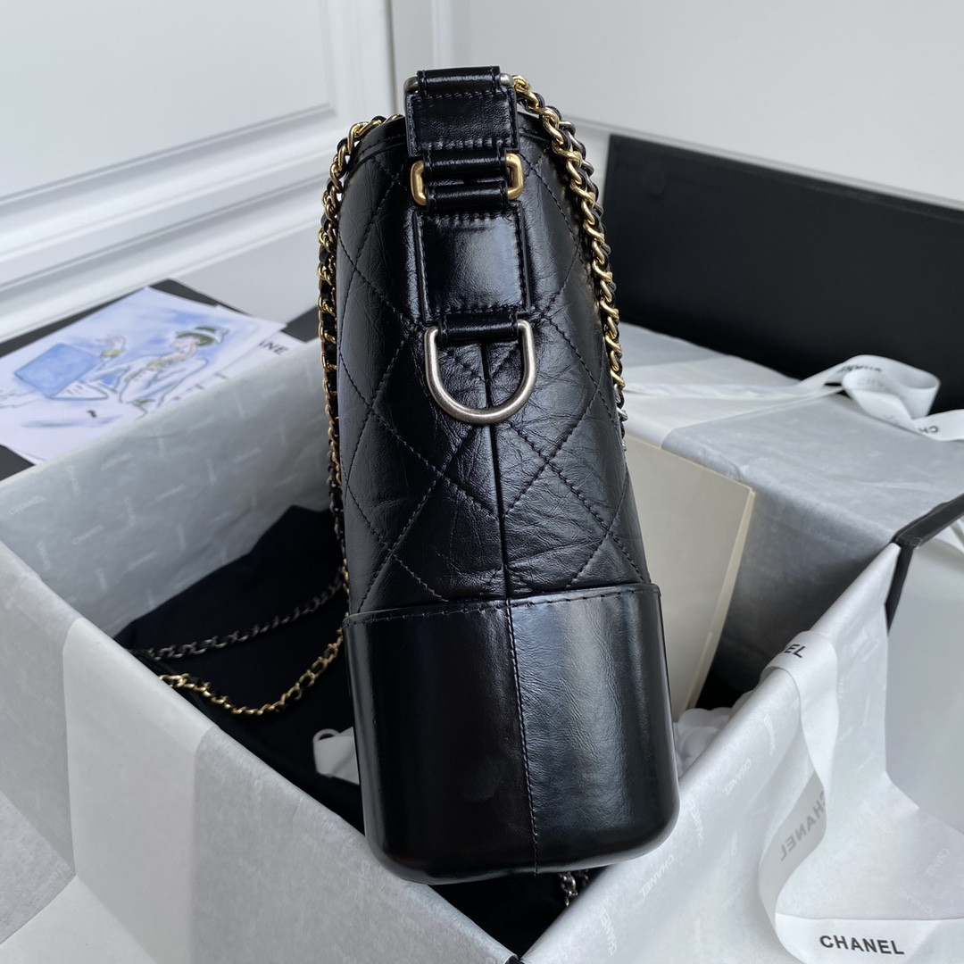 Ch**el Gabrielle MEDIUM BLACK 21 x 28 x 10cm