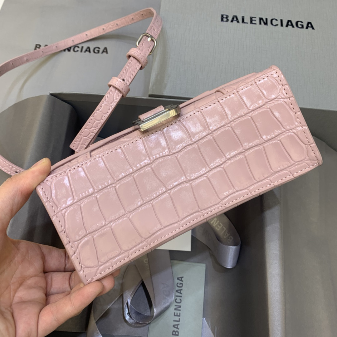 Ba1en*iaga WOMEN