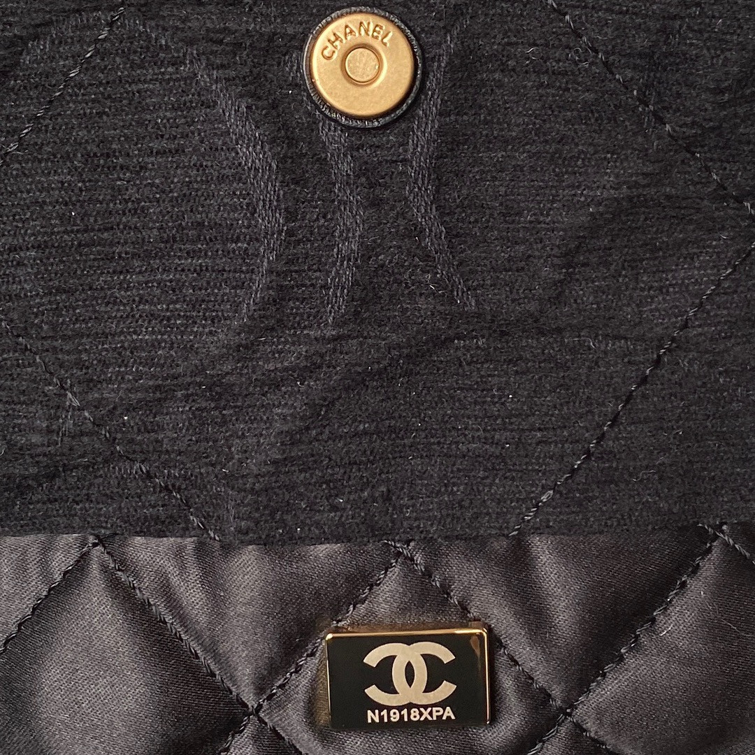 Ch**el 22 SMALL HANDBAG velvet BLACK 13.7×14.4×2.7 in