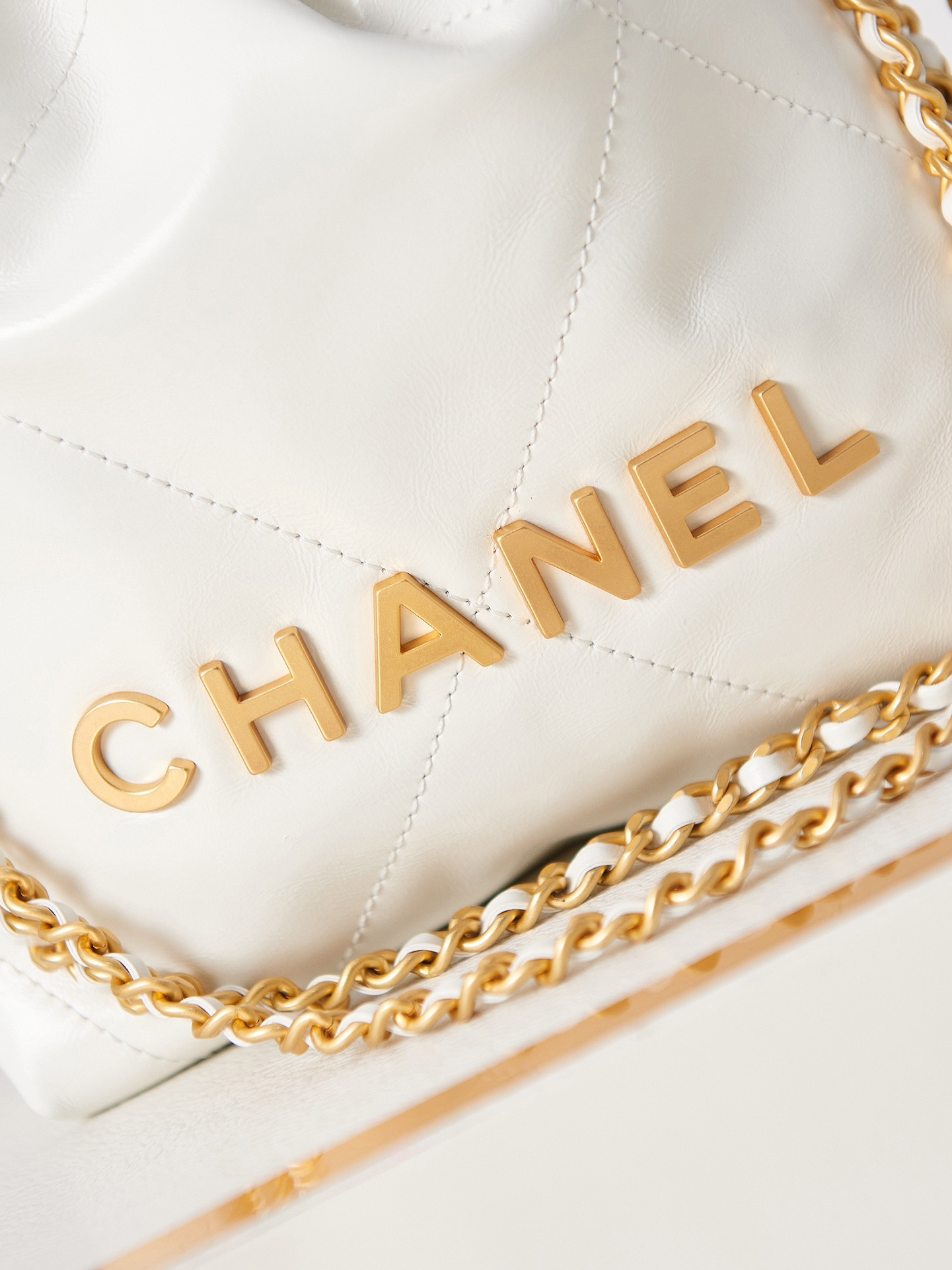 Ch**el 22 MINI HANDBAG Shiny Calfskin & Gold-Tone Metal white 7.8 × 7.4 × 2.3 in