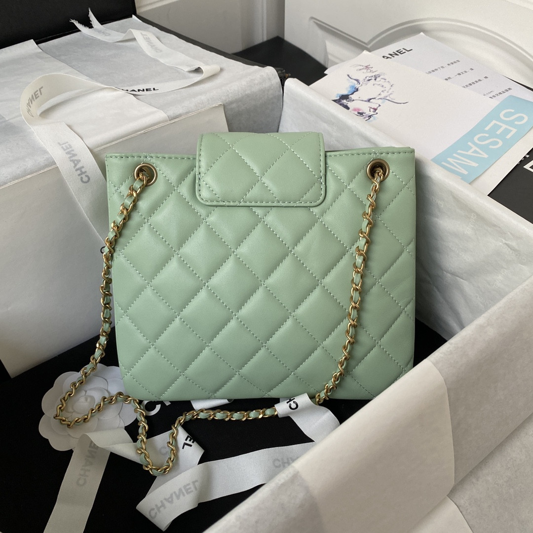 Ch**el BAGUETTE BAG GREEN 17.5×20×5cm