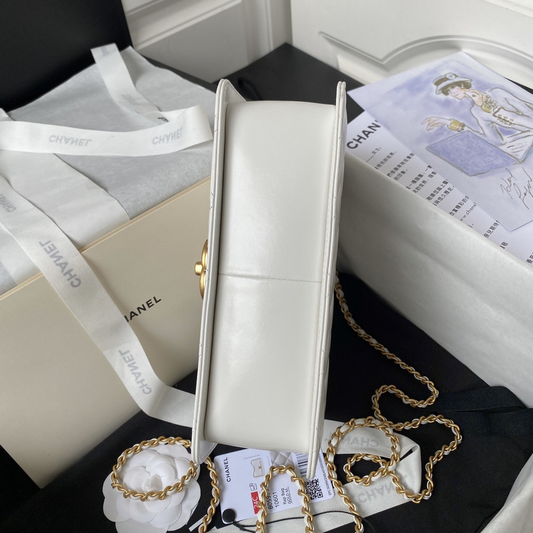 Ch**el FLAP BAG WHITE 22×14.5×8cm