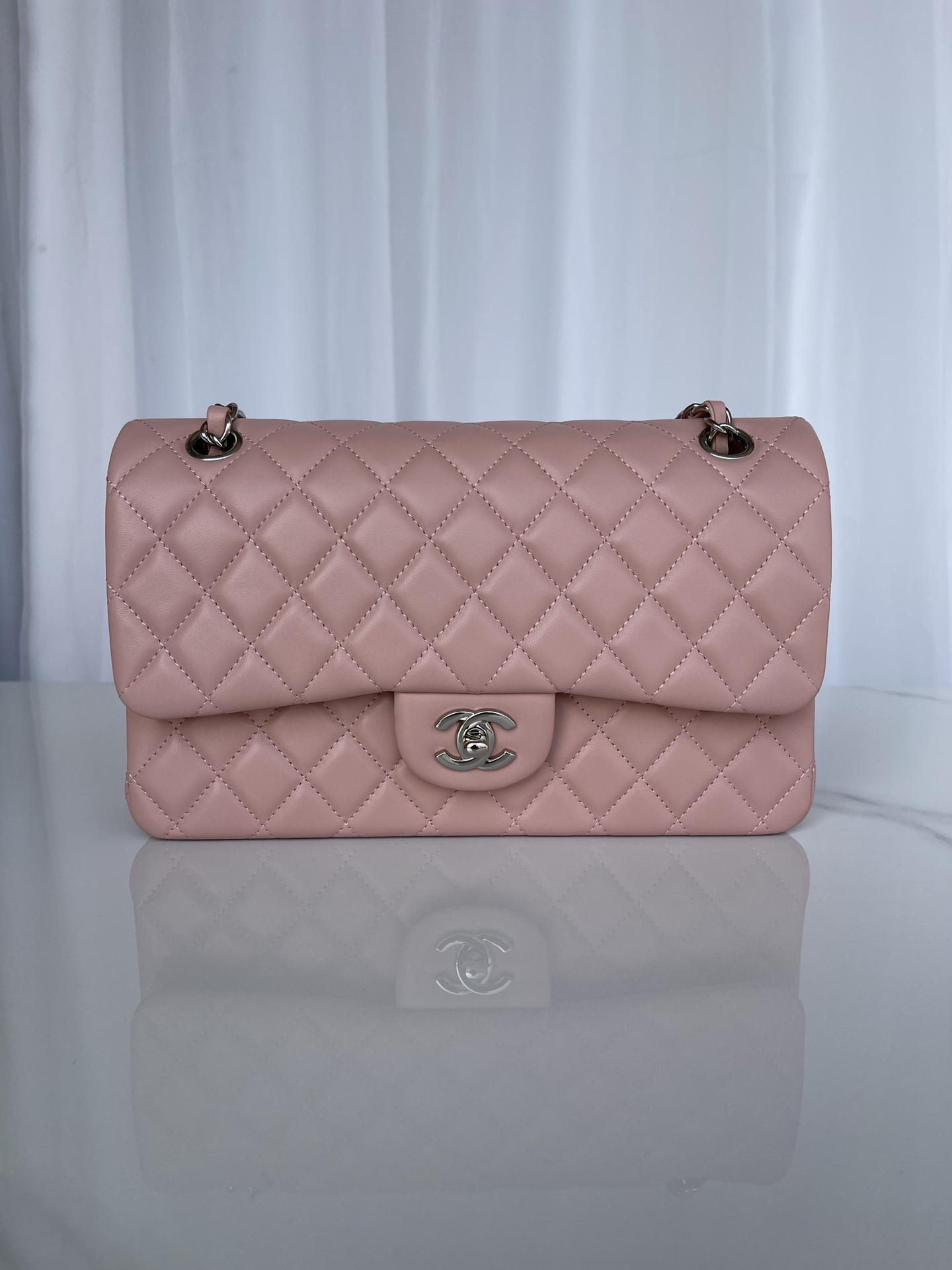 Ch**el CLASSIC FLAP 25CM CF PINK SILVER 6 × 9.9 × 2.5 in