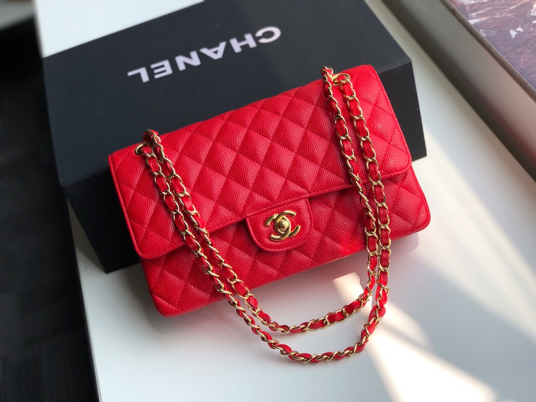 Ch**el CLASSIC HANDBAG GRAINED CALFSKIN & gold-TONE METAL SHINY red 6 × 9.9 × 2.5 in