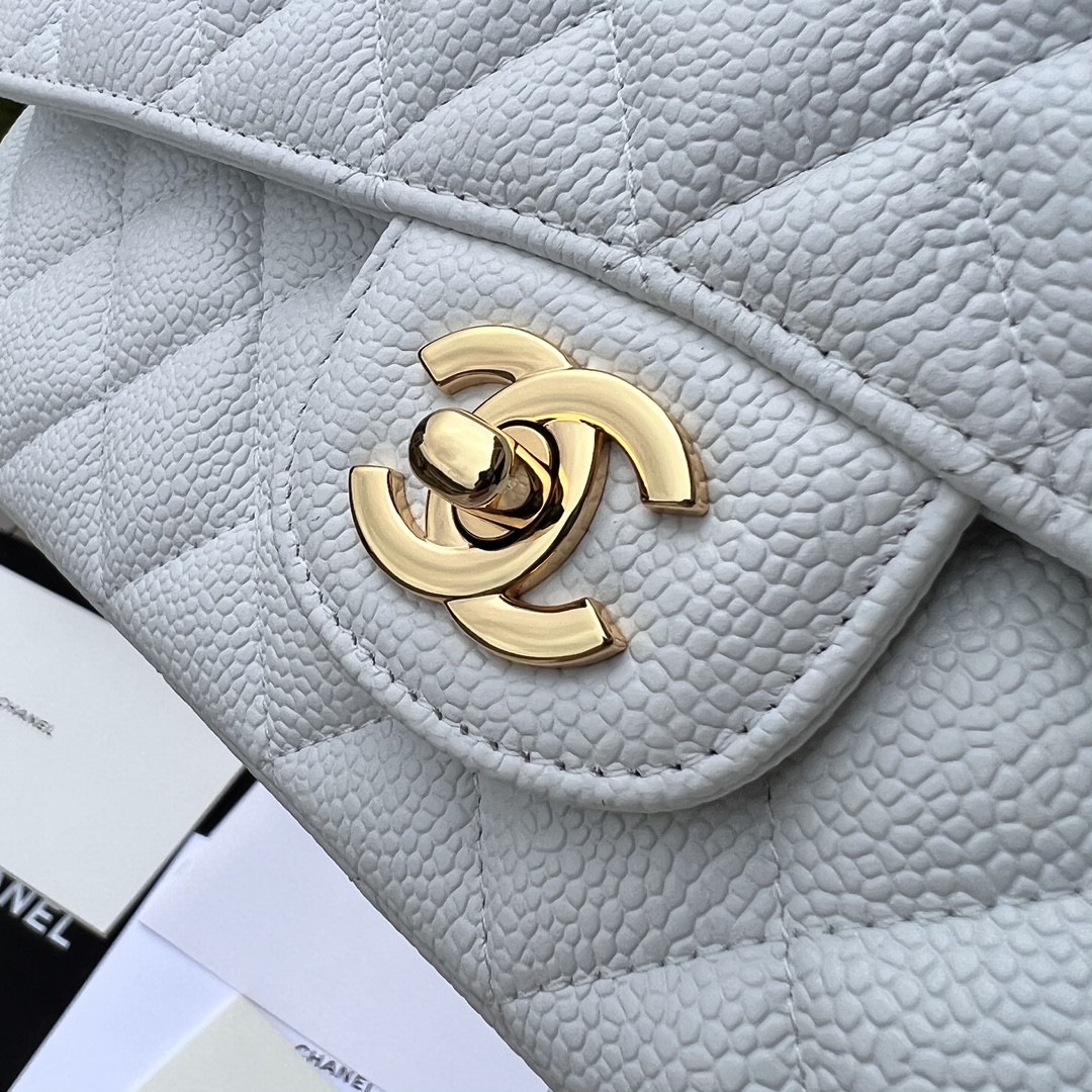 Ch**el CLASSIC HANDBAG GRAINED CALFSKIN & GOLD-TONE METAL WHITE 6 × 9.9 × 2.5 in