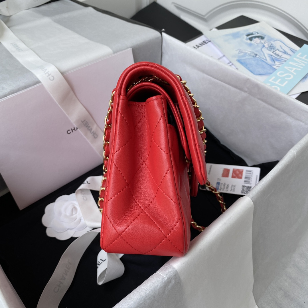 Ch**el SMALL CLASSIC HANDBAG LAMBSKIN & Gold-TONE METAL Red 5.7 × 9 × 2.3 IN