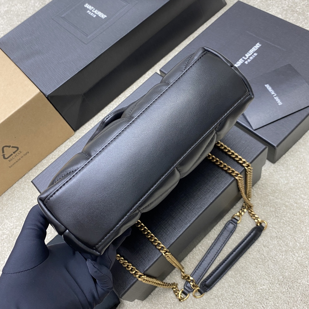 Y51 PUFFER IN LEATHER BLACK 23 X 15.5 X 5.8 CM