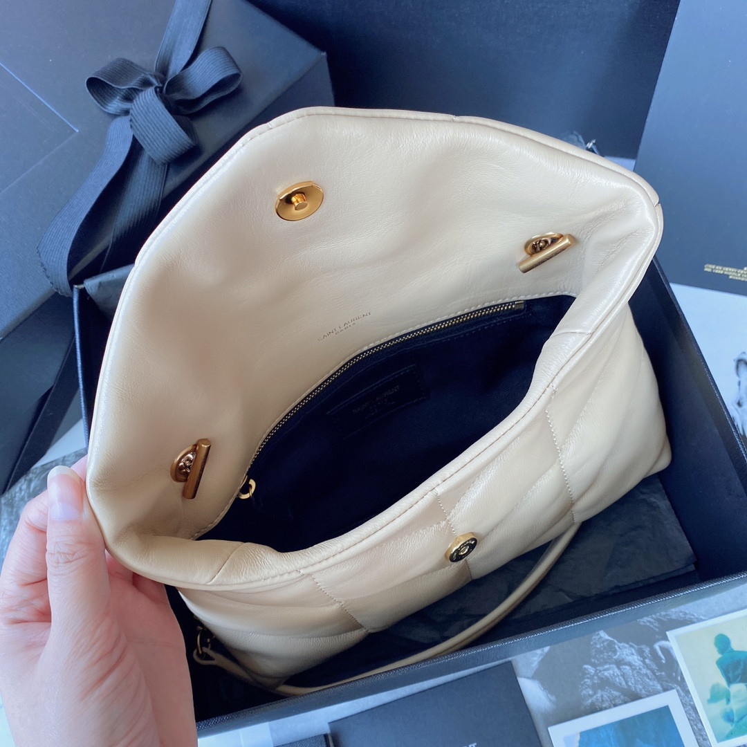 Y51 PUFFER IN LEATHER BEIGE 23 X 15.5 X 5.8 CM