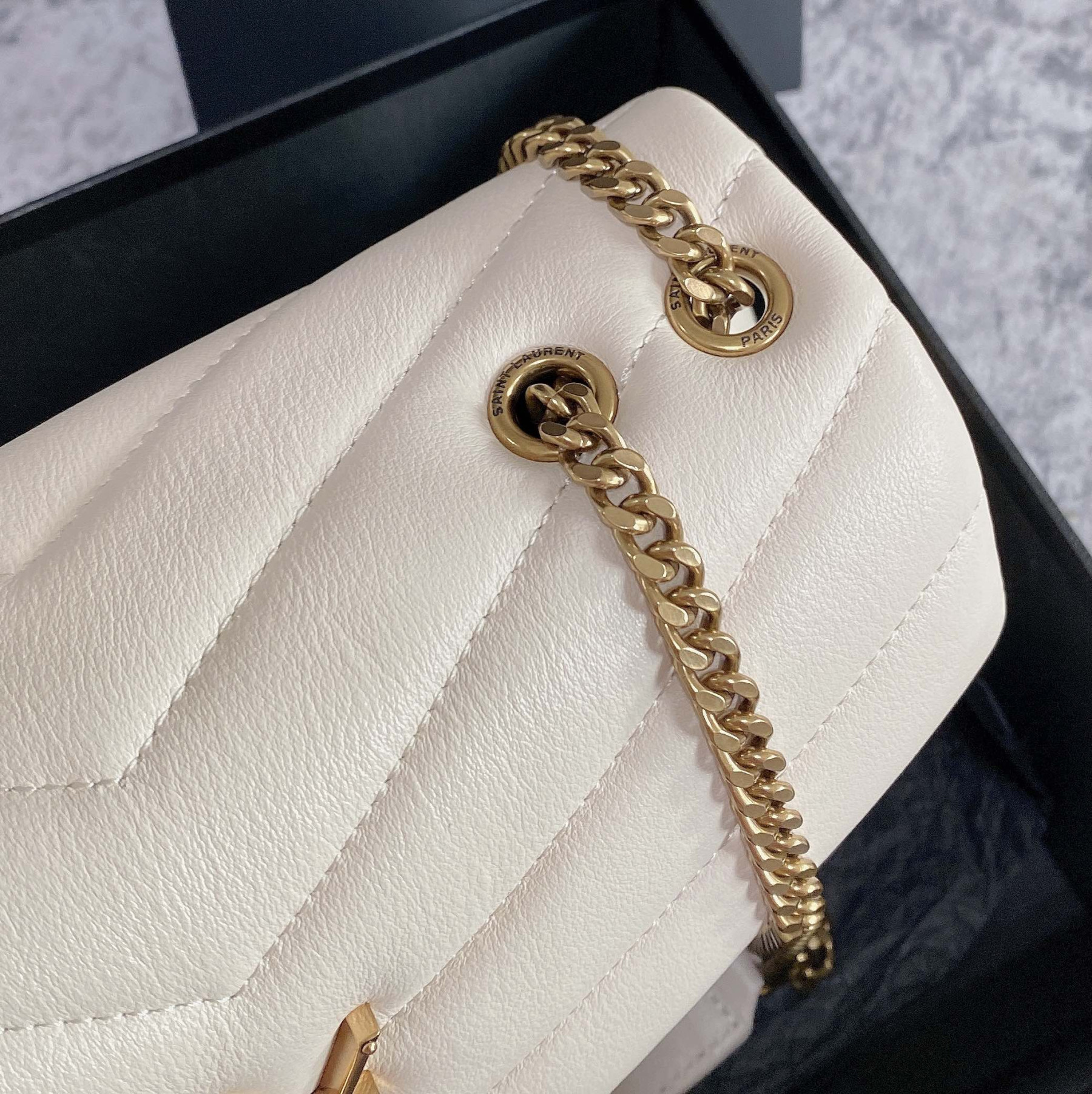 Y51 LOULOU SMALL IN QUILTED LEATHER WHITE GOLD 9 X 6.1 X 3.3 INCHES