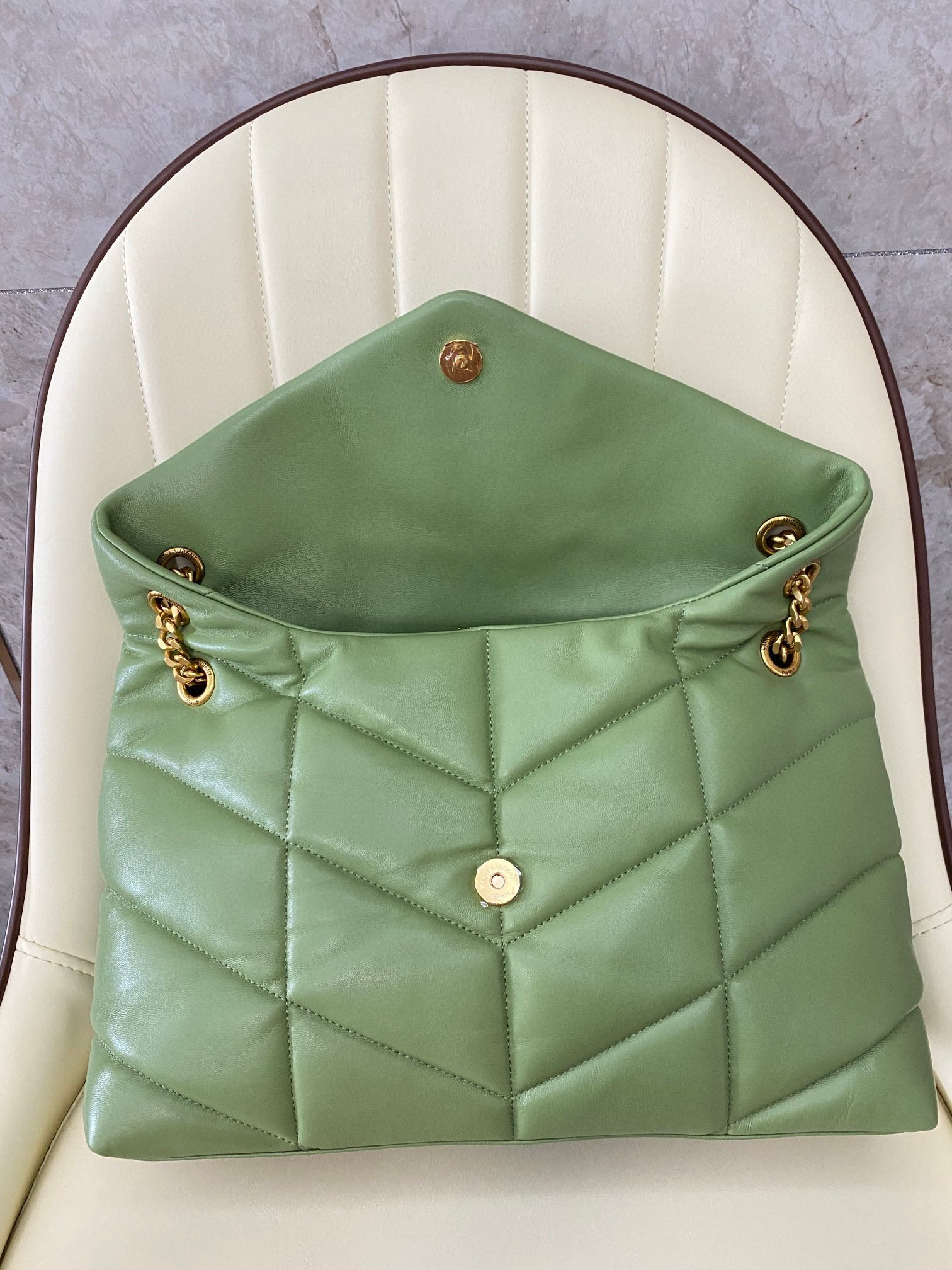 Y51 PUFFER MEDIUM IN NAPPA LEATHER LIGHT GREEN 13.7 X 9 X 5.3 INCHES