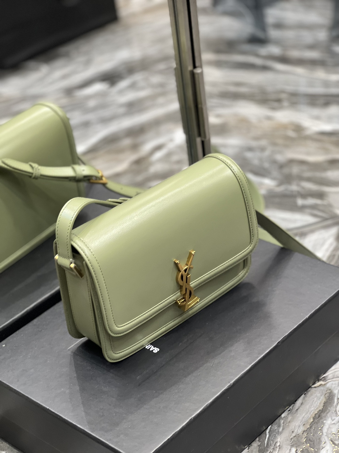 Y51 SOLFERINO MEDIUM SATCHEL IN BOX Sa1nt Lau*nt LIGHT GREEN 9.1 X 6.3 X 2.4 INCHES