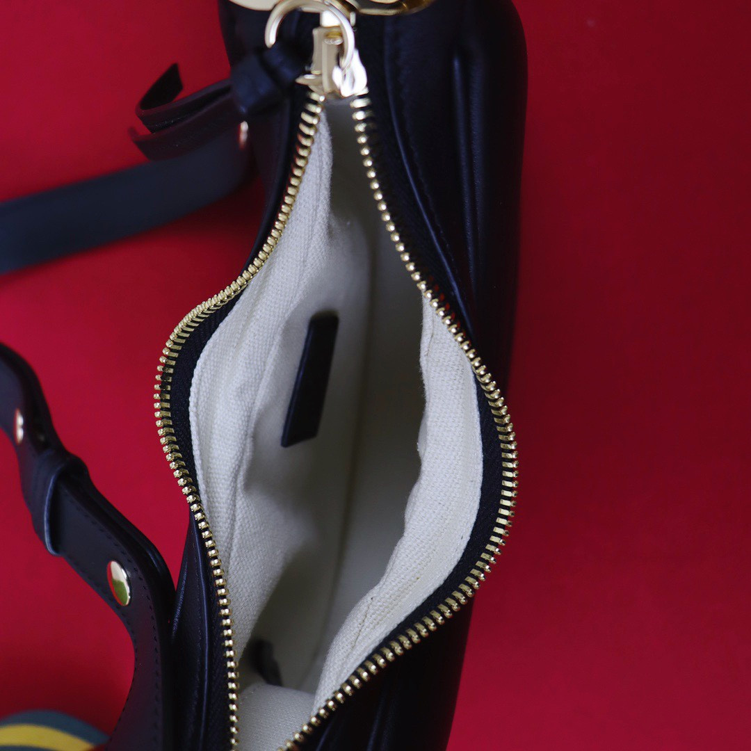 Gvc*1 ATTACHE SMALL SHOULDER BAG BLACK 9"W x 8.7"H x 2"D