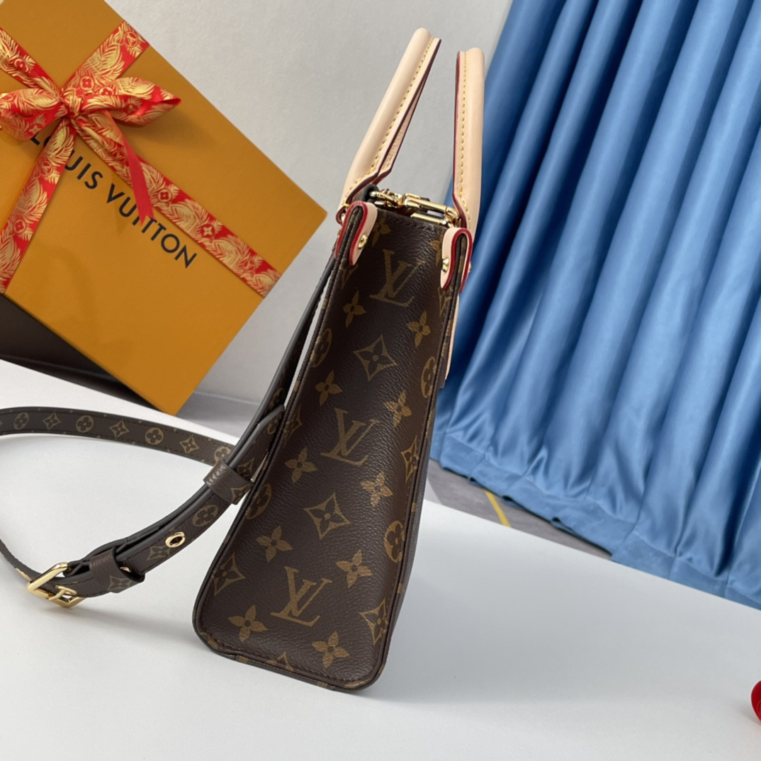 LV M45847 Sac Plat BB 21.5×22×9 cm