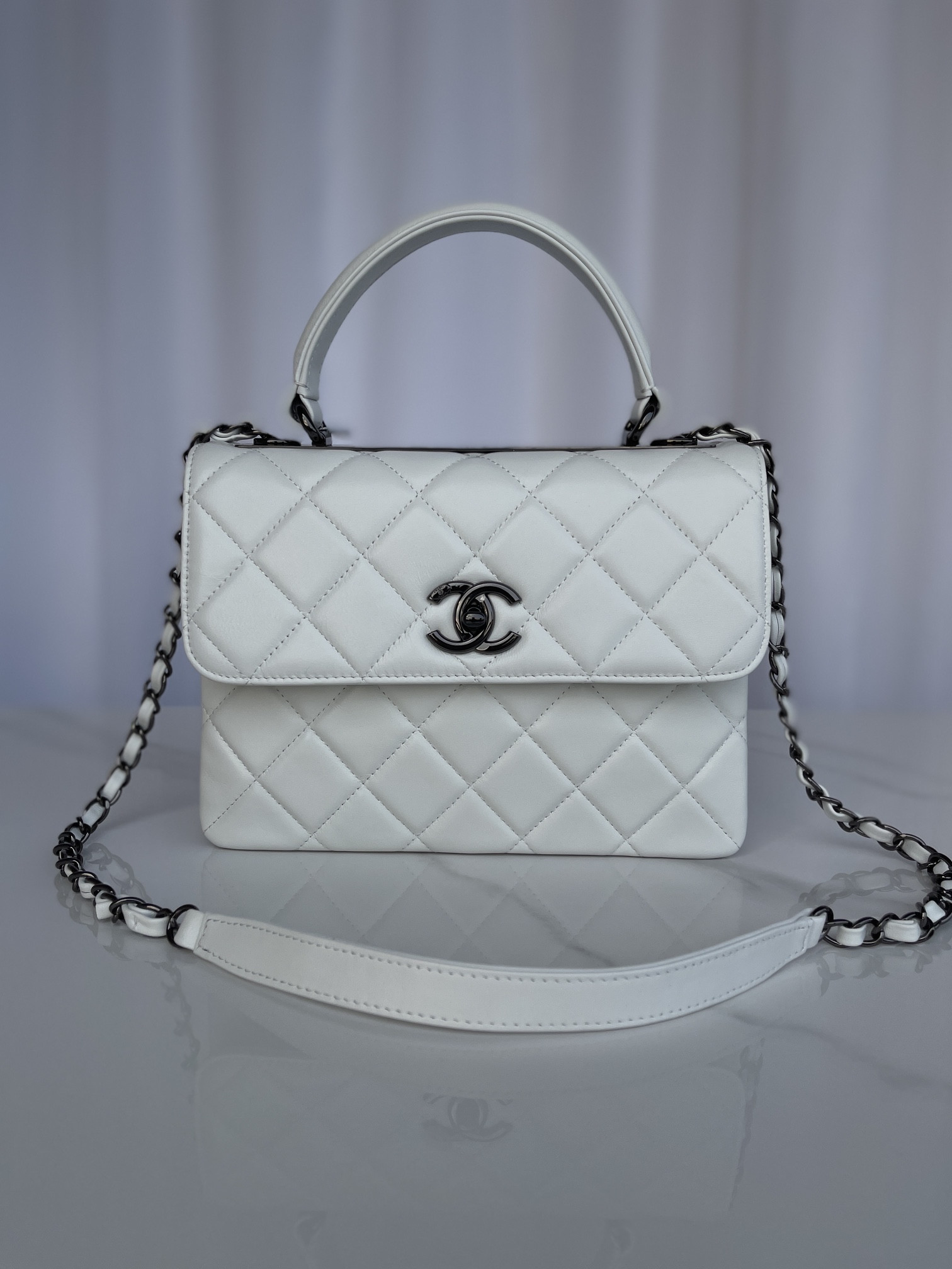 Ch**el FLAP BAG WITH TOP HANDLE WHITE 6.6 × 9.8 × 4.7 in