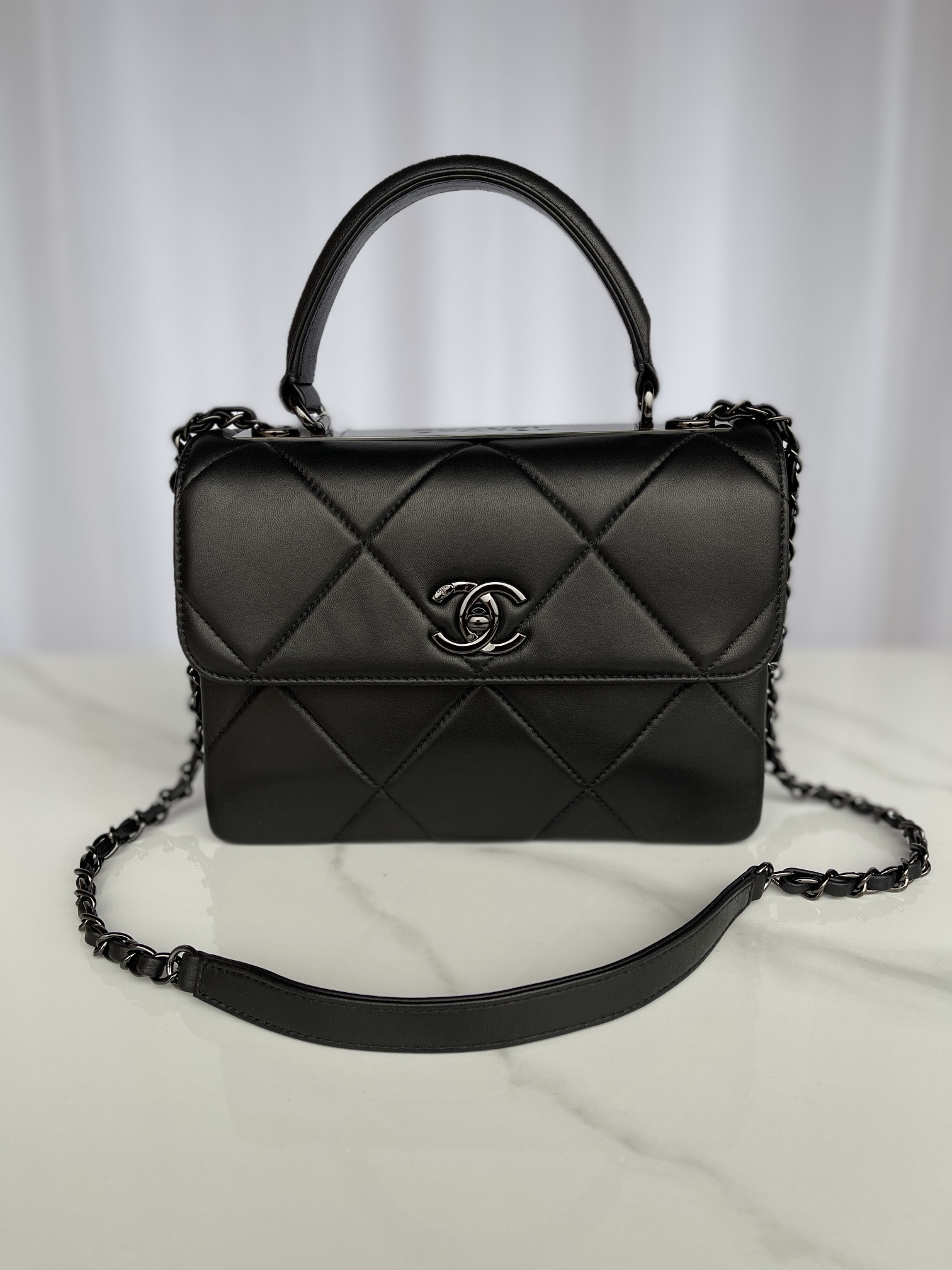 Ch**el FLAP BAG WITH TOP HANDLE 6.6 × 9.8 × 4.7 in