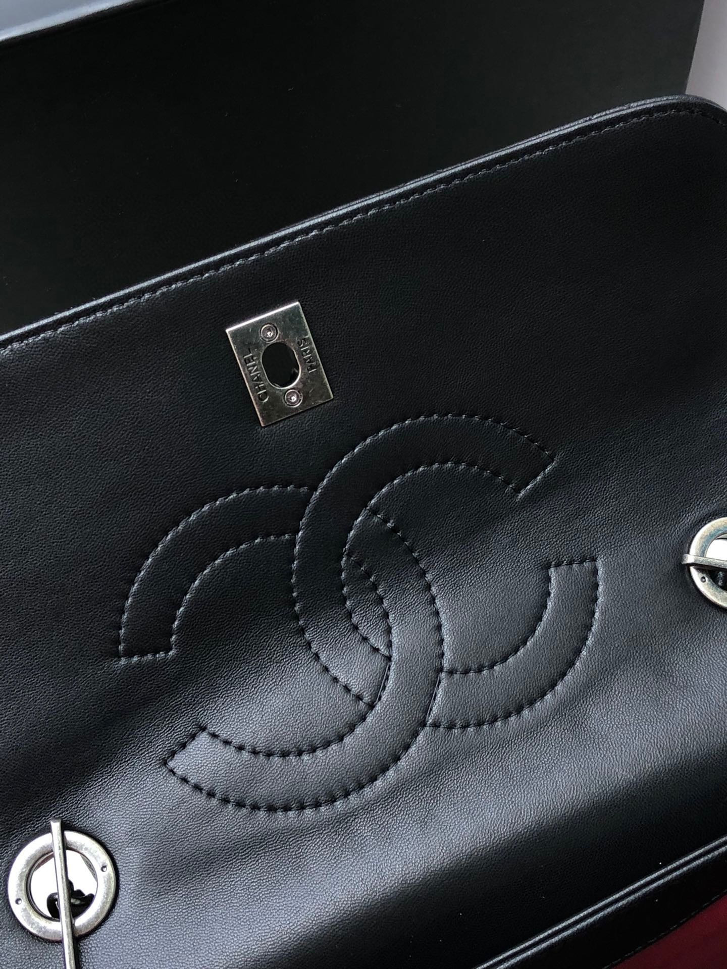 Ch**el FLAP BAG WITH TOP HANDLE 6.6 × 9.8 × 4.7 in