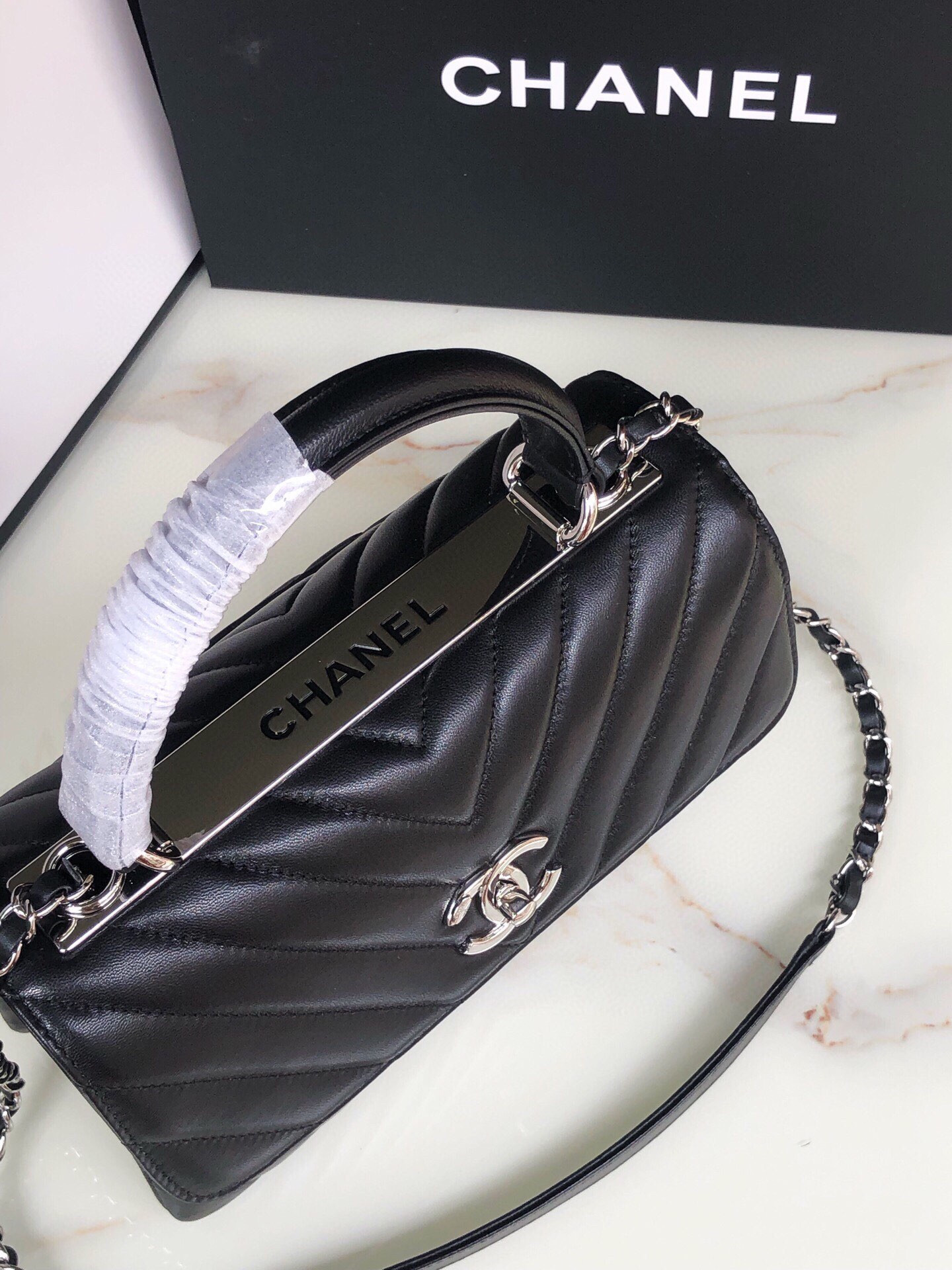 Ch**el FLAP BAG WITH TOP HANDLE 6.6 × 9.8 × 4.7 in
