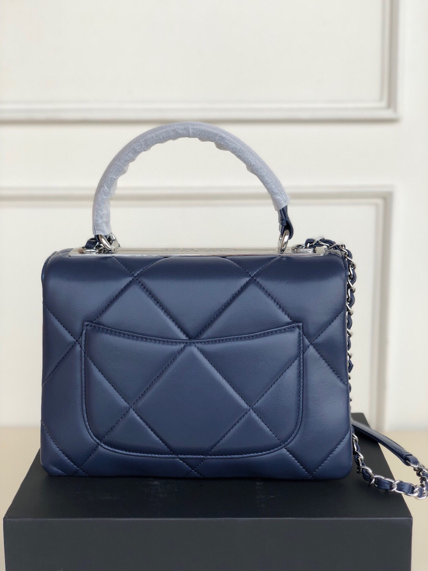 Ch**el FLAP BAG WITH TOP HANDLE 6.6 × 9.8 × 4.7 in
