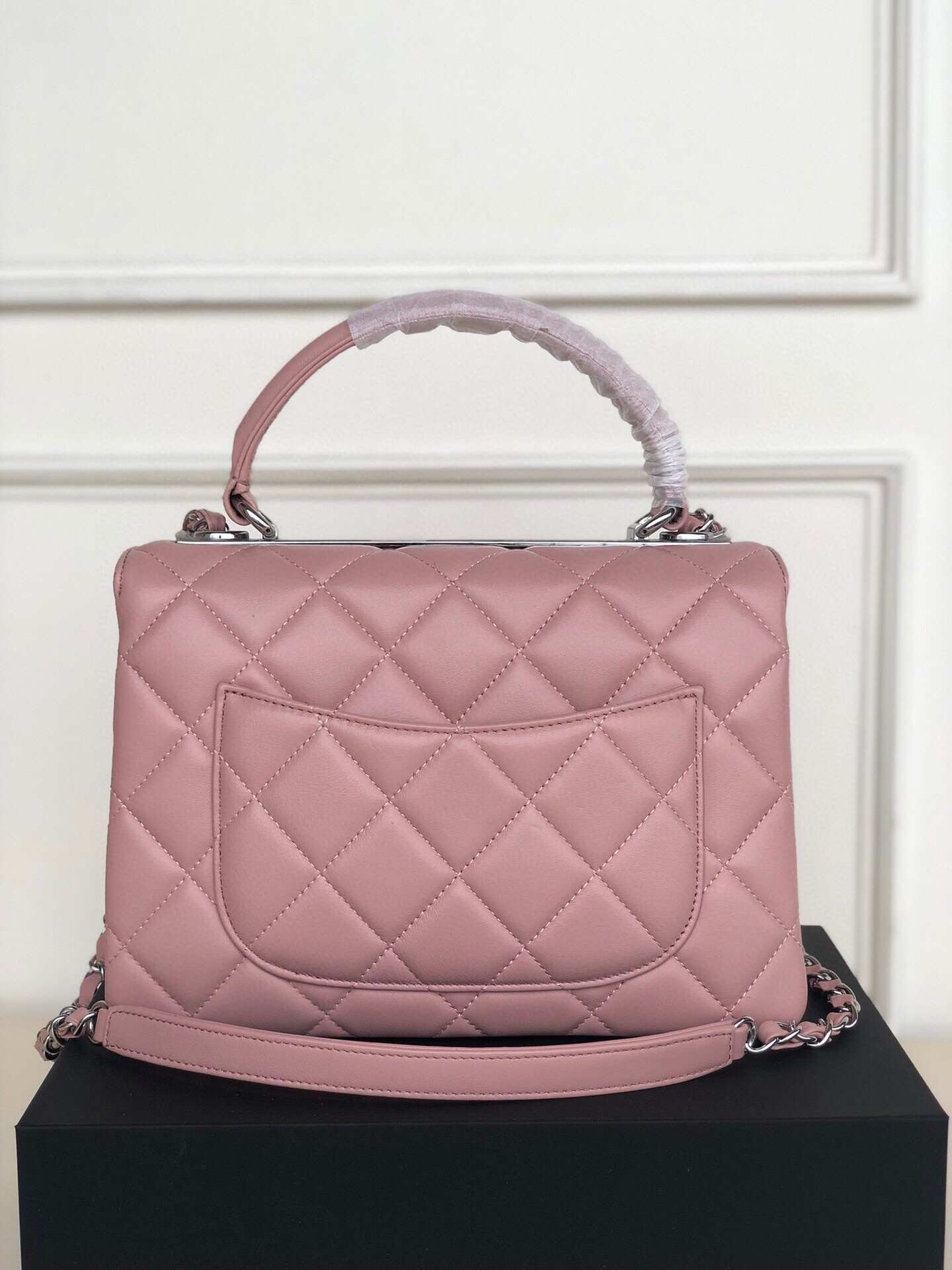 Ch**el FLAP BAG WITH TOP HANDLE 6.6 × 9.8 × 4.7 in