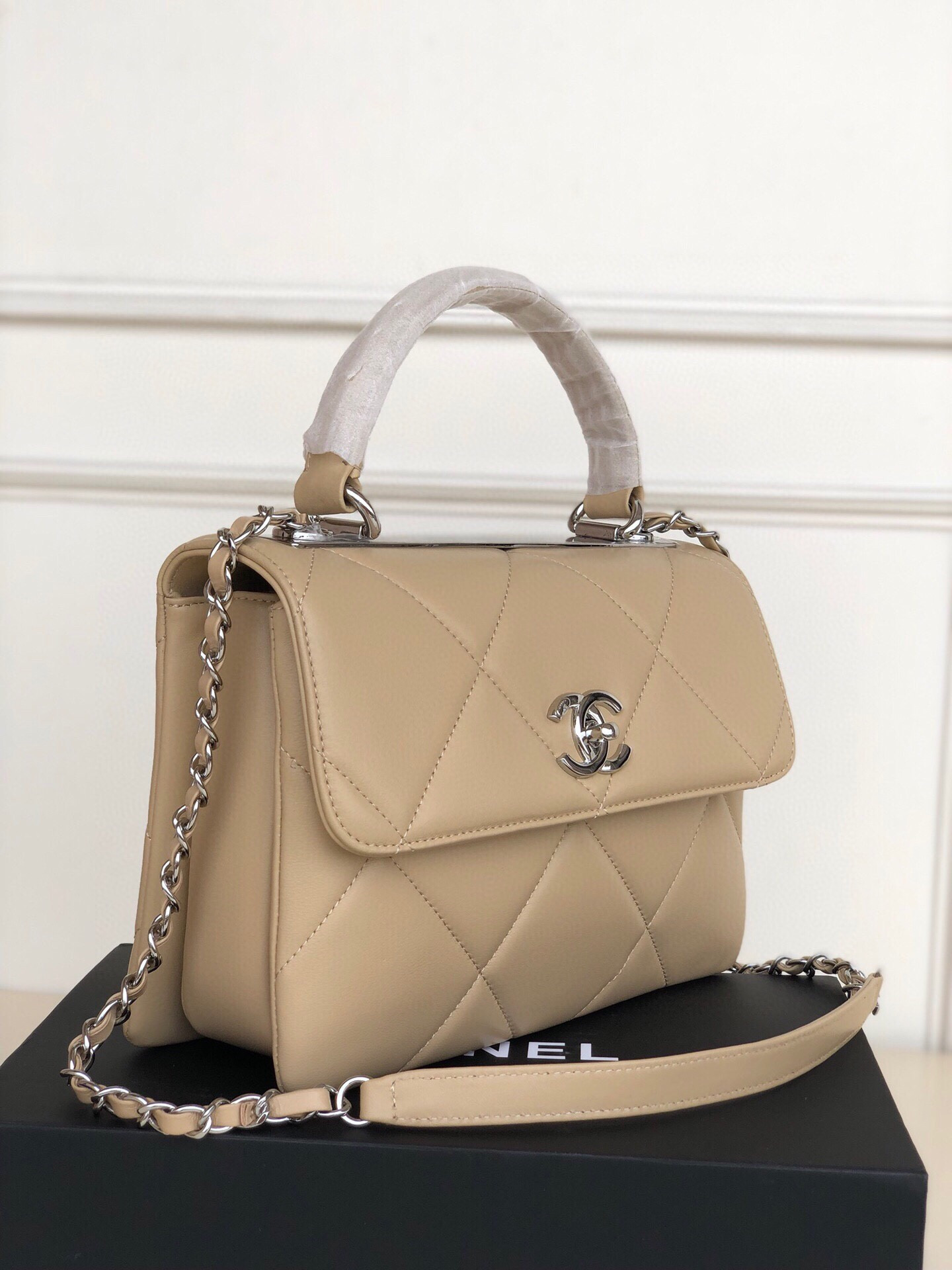 Ch**el FLAP BAG WITH TOP HANDLE 6.6 × 9.8 × 4.7 in