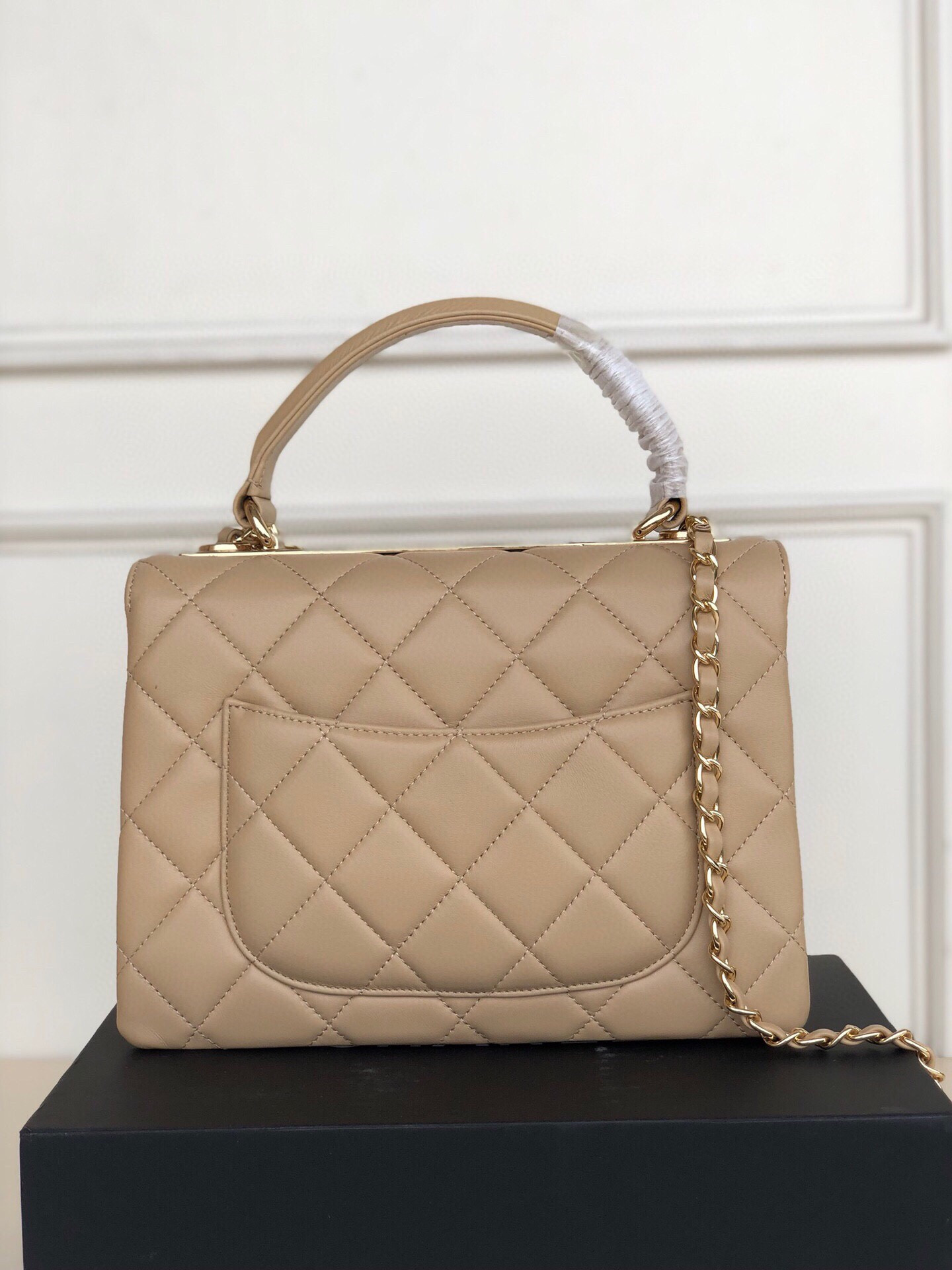 Ch**el FLAP BAG WITH TOP HANDLE 6.6 × 9.8 × 4.7 in