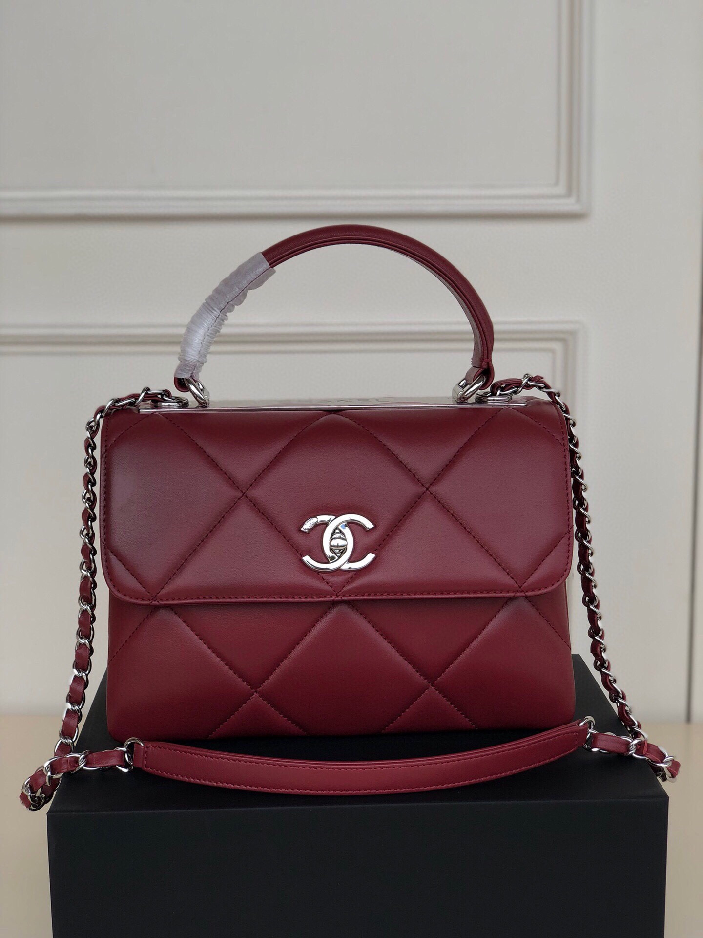 Ch**el FLAP BAG WITH TOP HANDLE 6.6 × 9.8 × 4.7 in