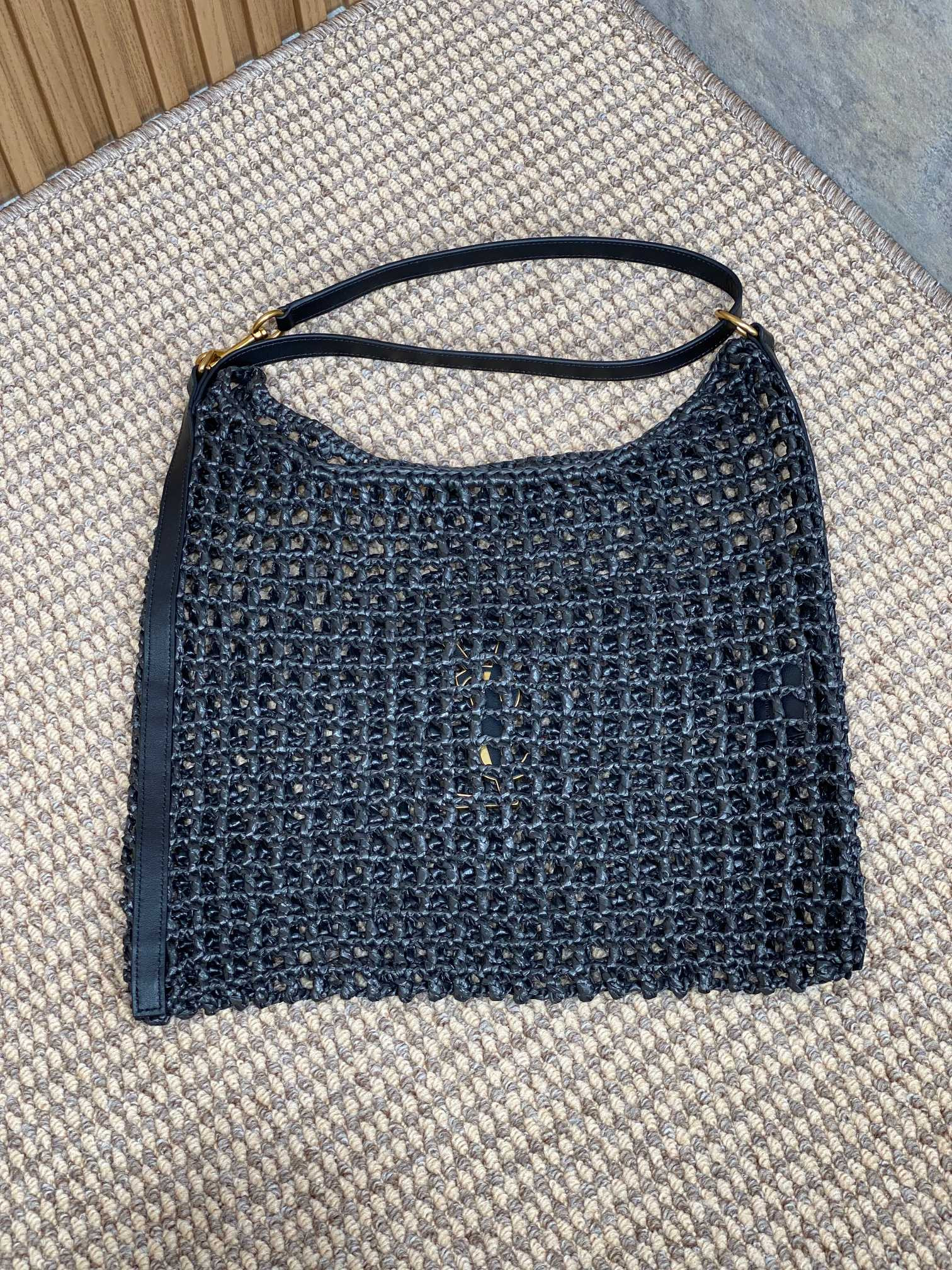 Y51 OXALIS BAG IN RAFFIA MACRAMÉ BLACK 14.6X 5.7X1.2INCHES