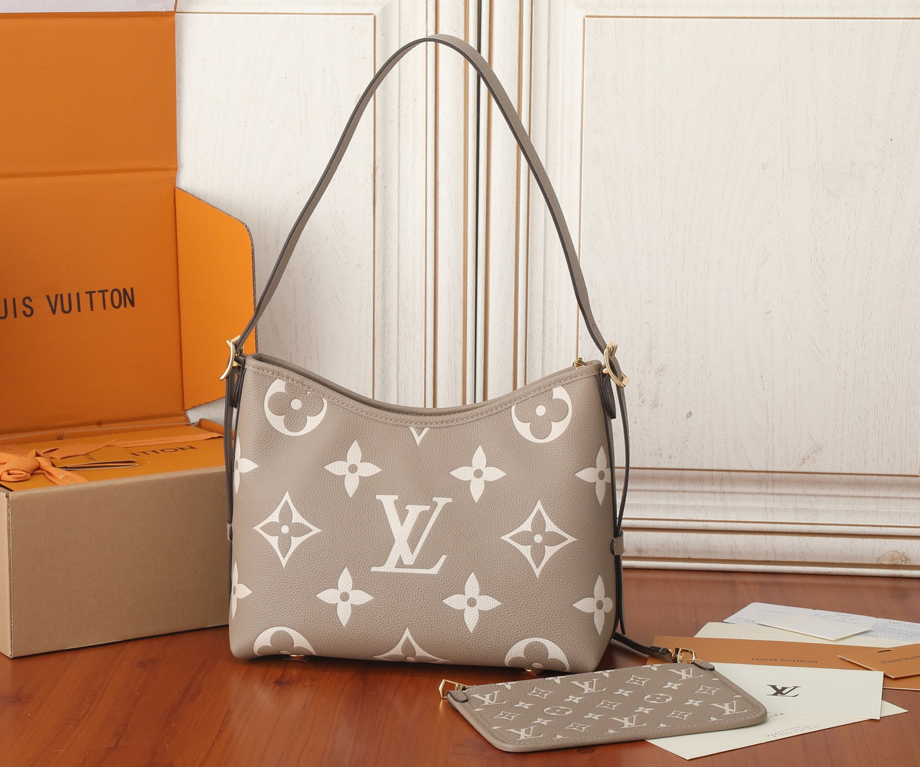 LV  CarryAll PM M47180 11.6x9.4x4.7 inches