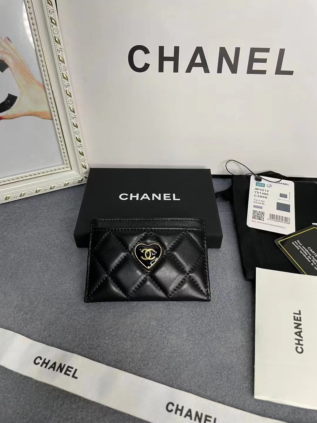 Ch**el CARD HOLDER 11.2×7.5×0.5cm
