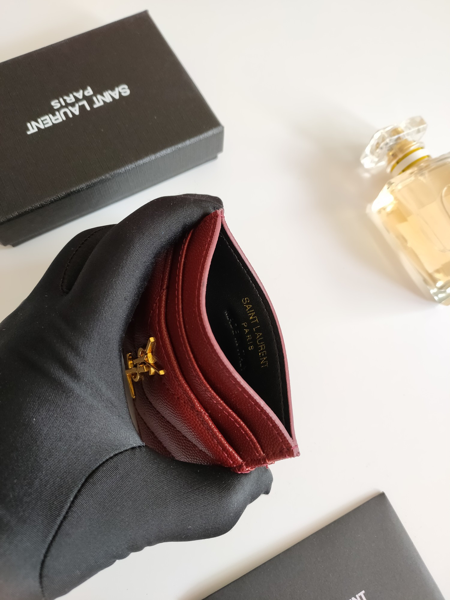 Y51 card holder 10.5×7.5×0.5cm