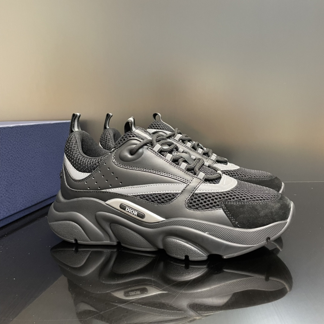 UA D10r B22 black Sneaker