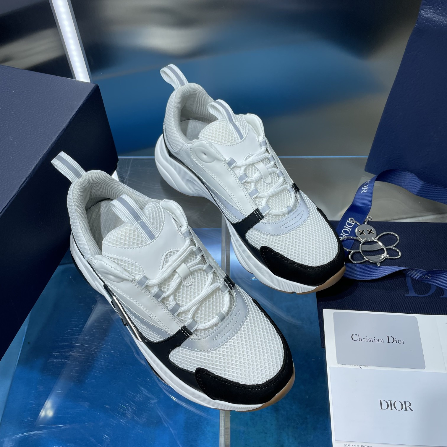 UA D10r B22 white Sneaker